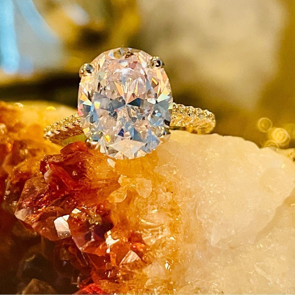 ♥️ 4.30Ct Oval Cubic Zirconia Solitaire Engagement Ring, size 6 FREE SHIPPING